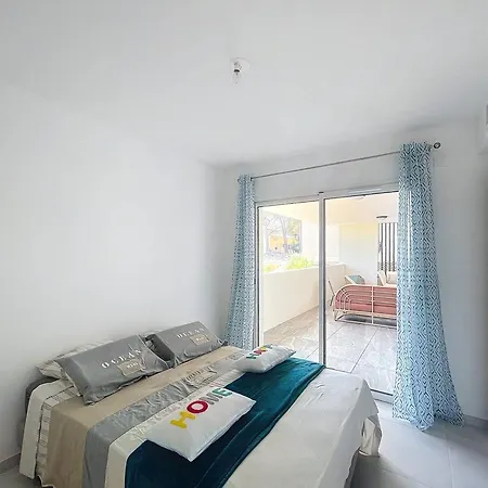 Neuf Avec Piscine, Vue Mer Et Grande Terrasse, Calme Garanti A Calvi - Fr-1-719-48 Apartment
